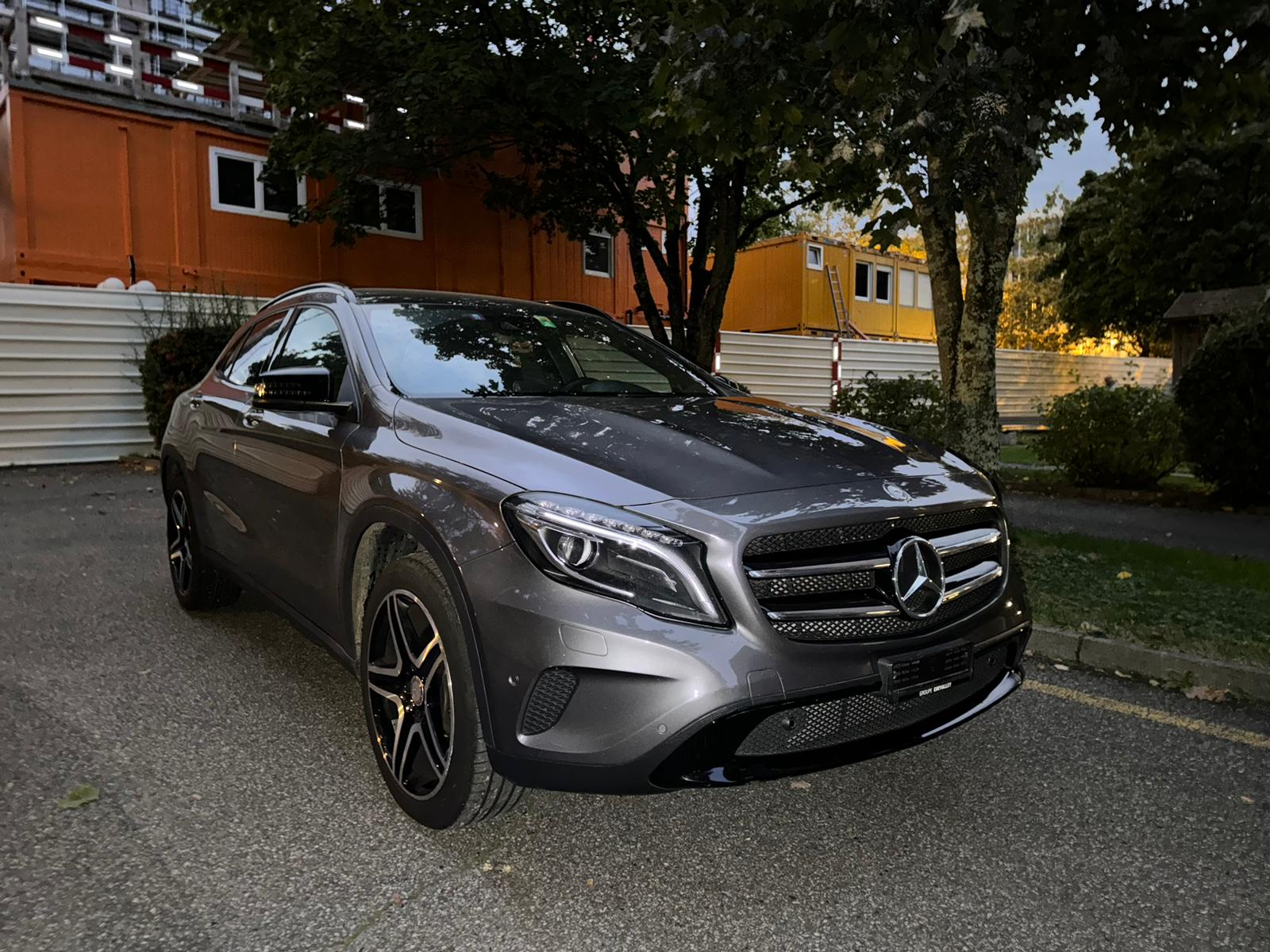 MERCEDES-BENZ GLA 250 AMG Line 4Matic 7G-DCT