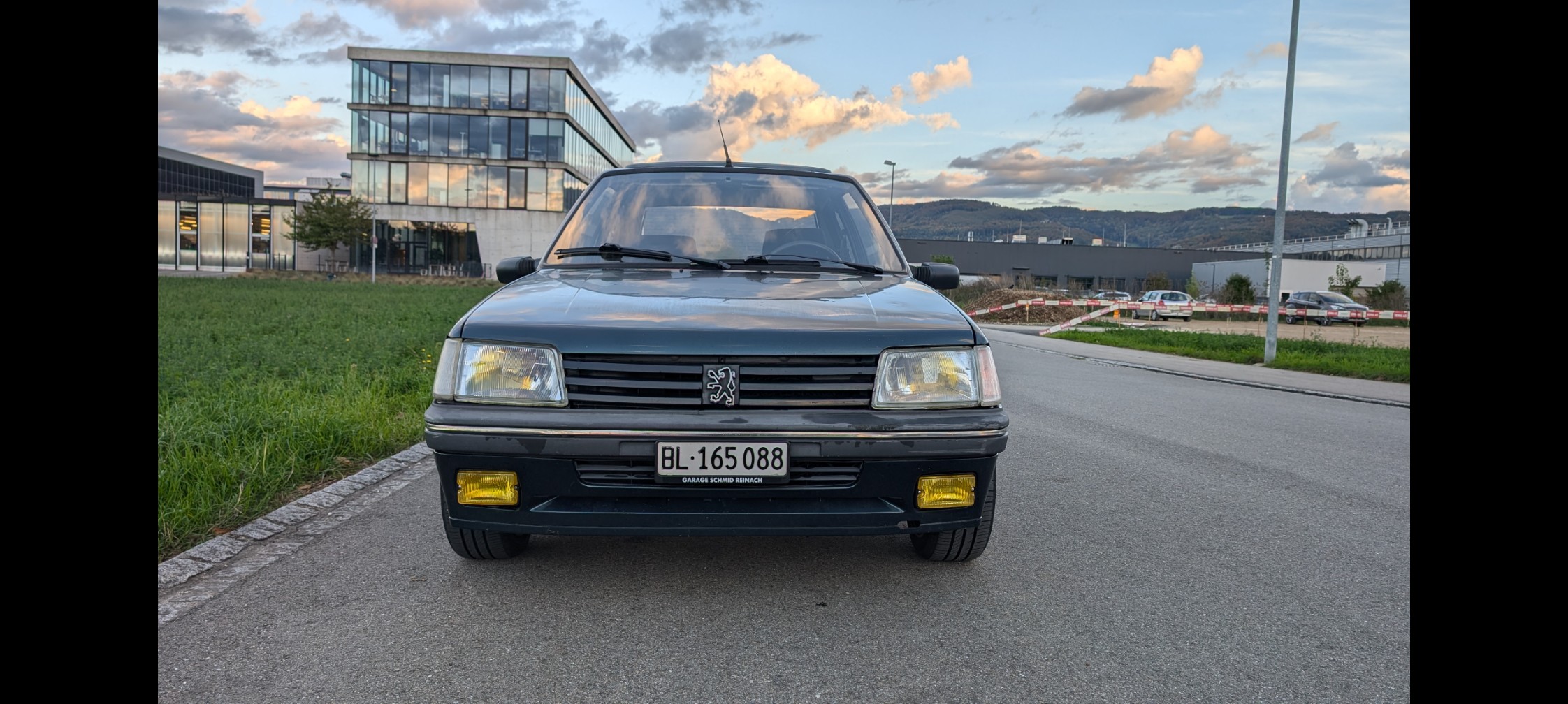 PEUGEOT 205 1.4 Sacré Numéro