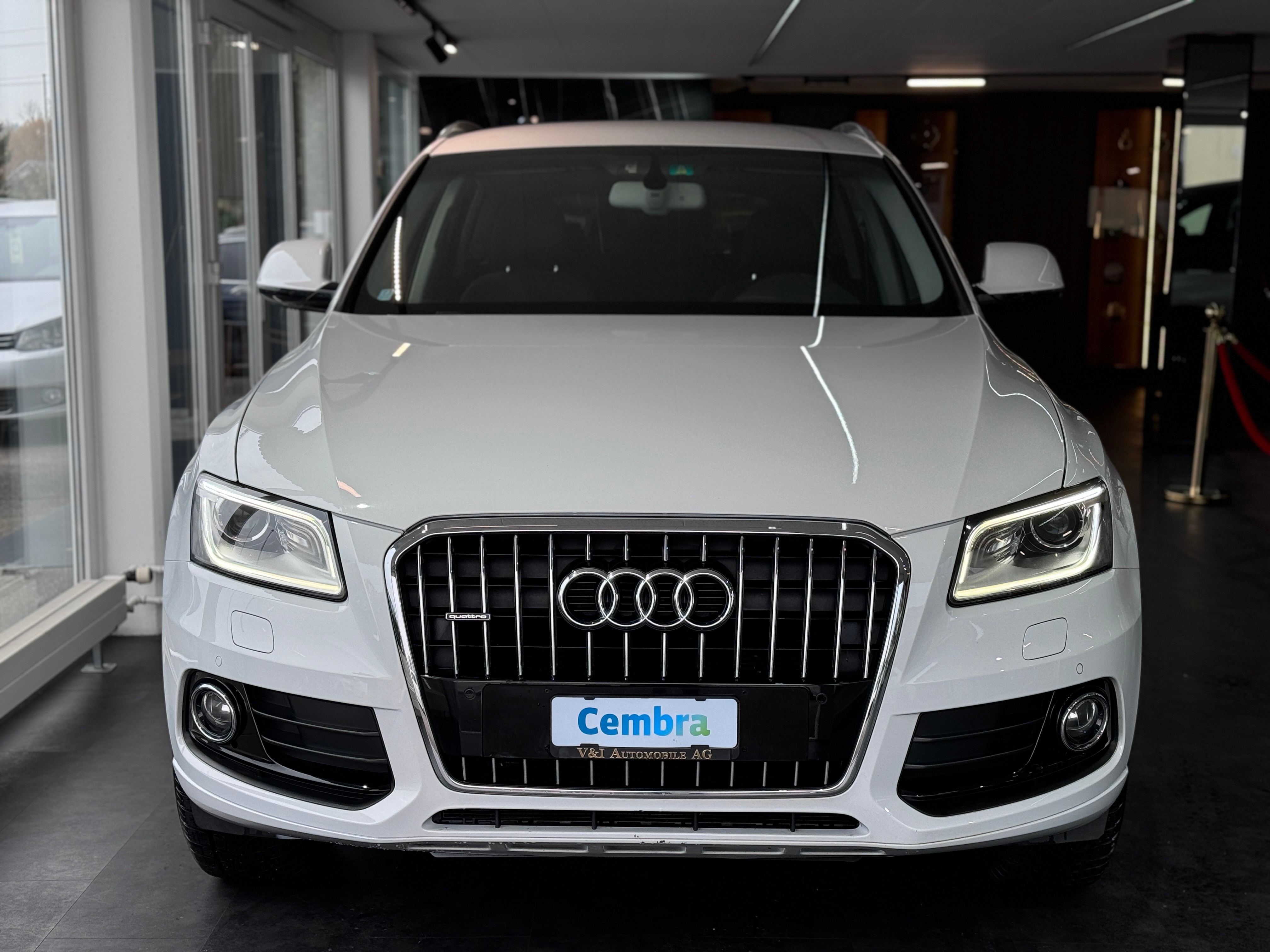 AUDI Q5 2.0 TDI quattro S-tronic