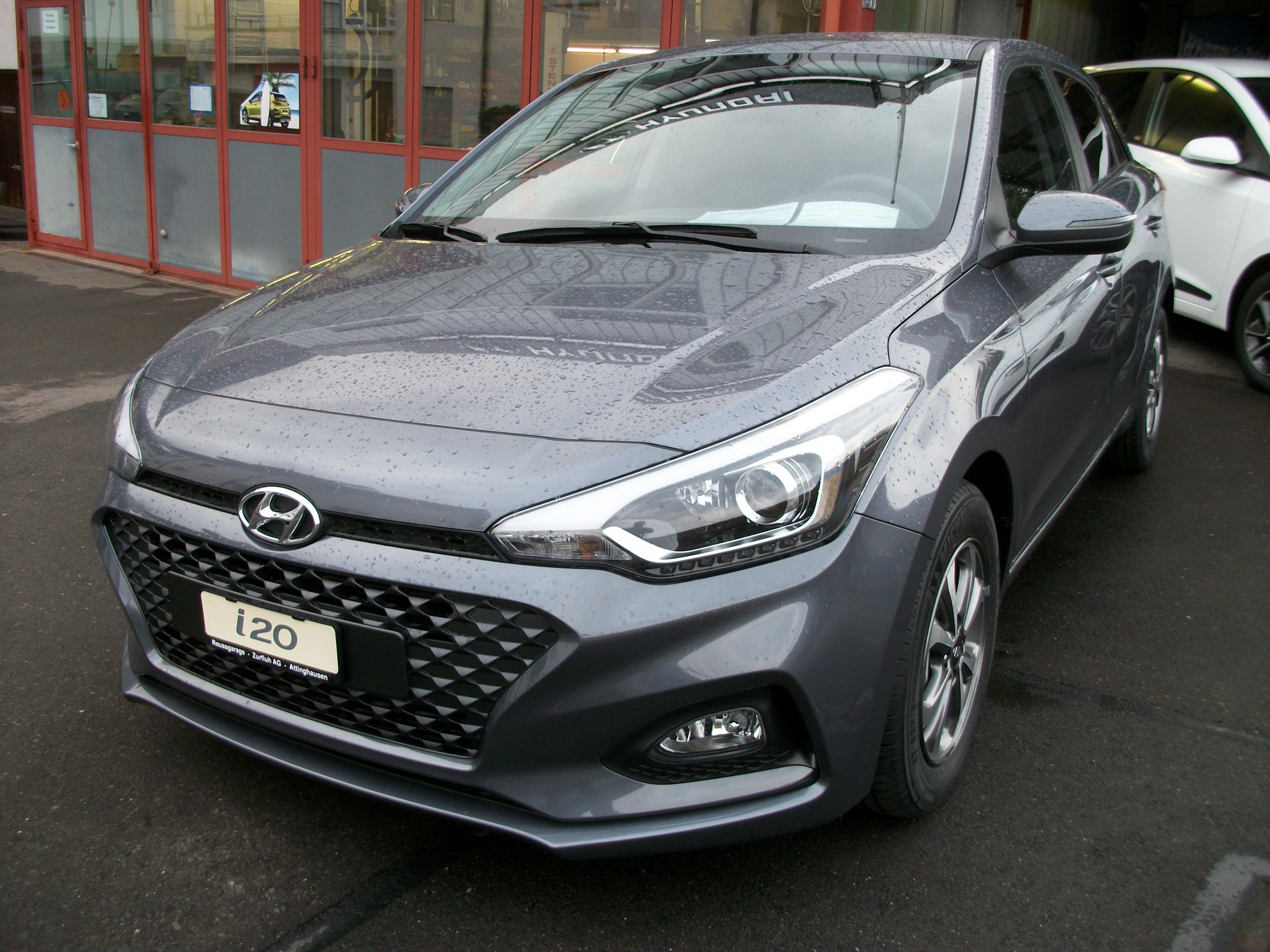 HYUNDAI i20 1.0 T-GDi Amplia DCT