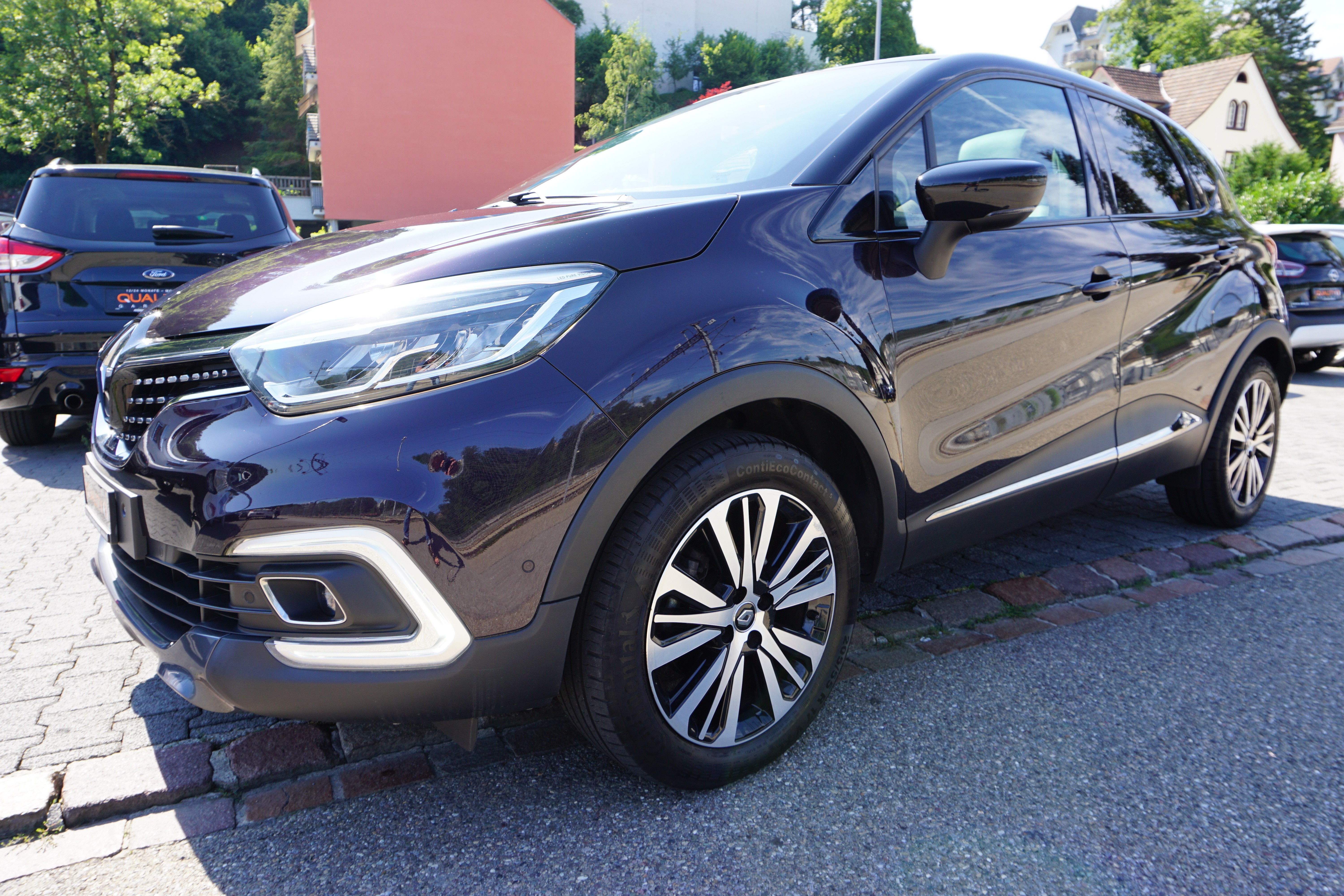 RENAULT Captur 1.3 T 16V Initiale Paris EDC