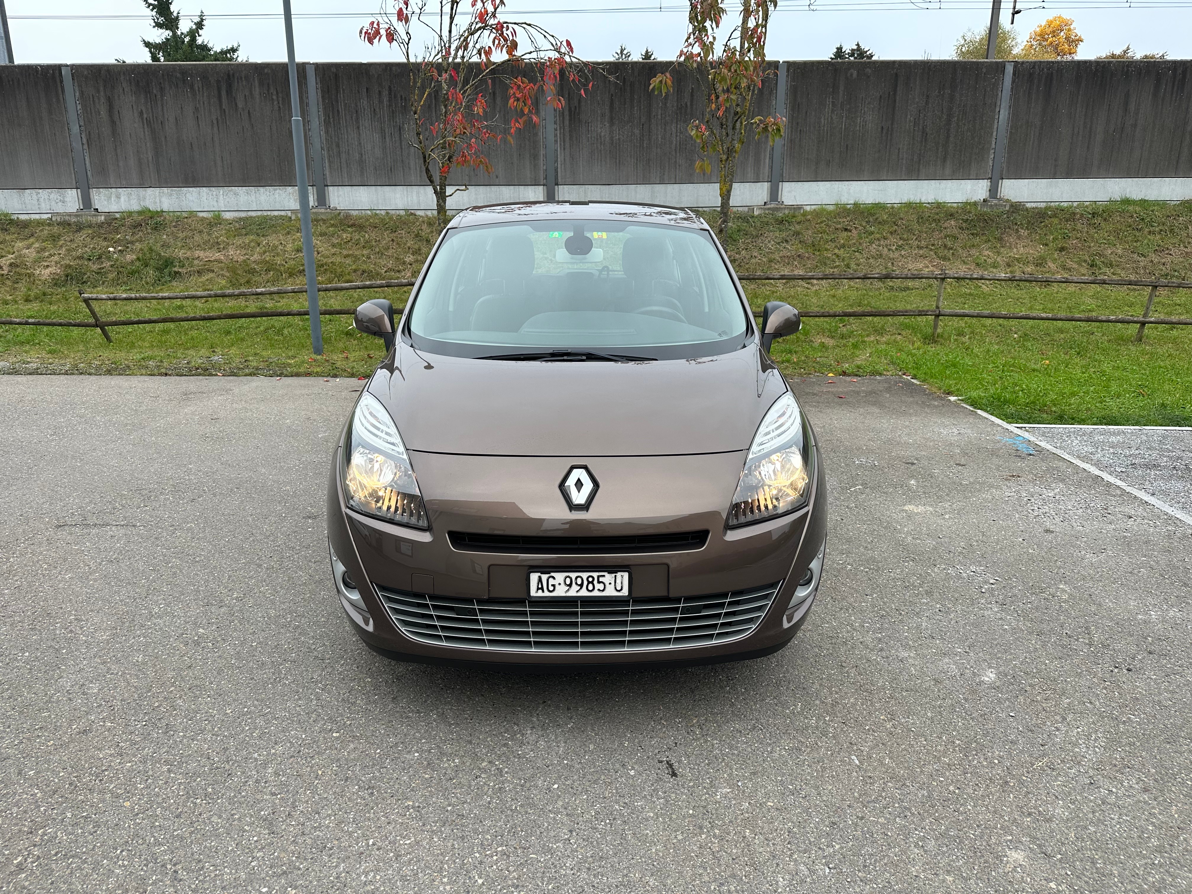 RENAULT Grand Scénic 1.4 16V Turbo Dynamique