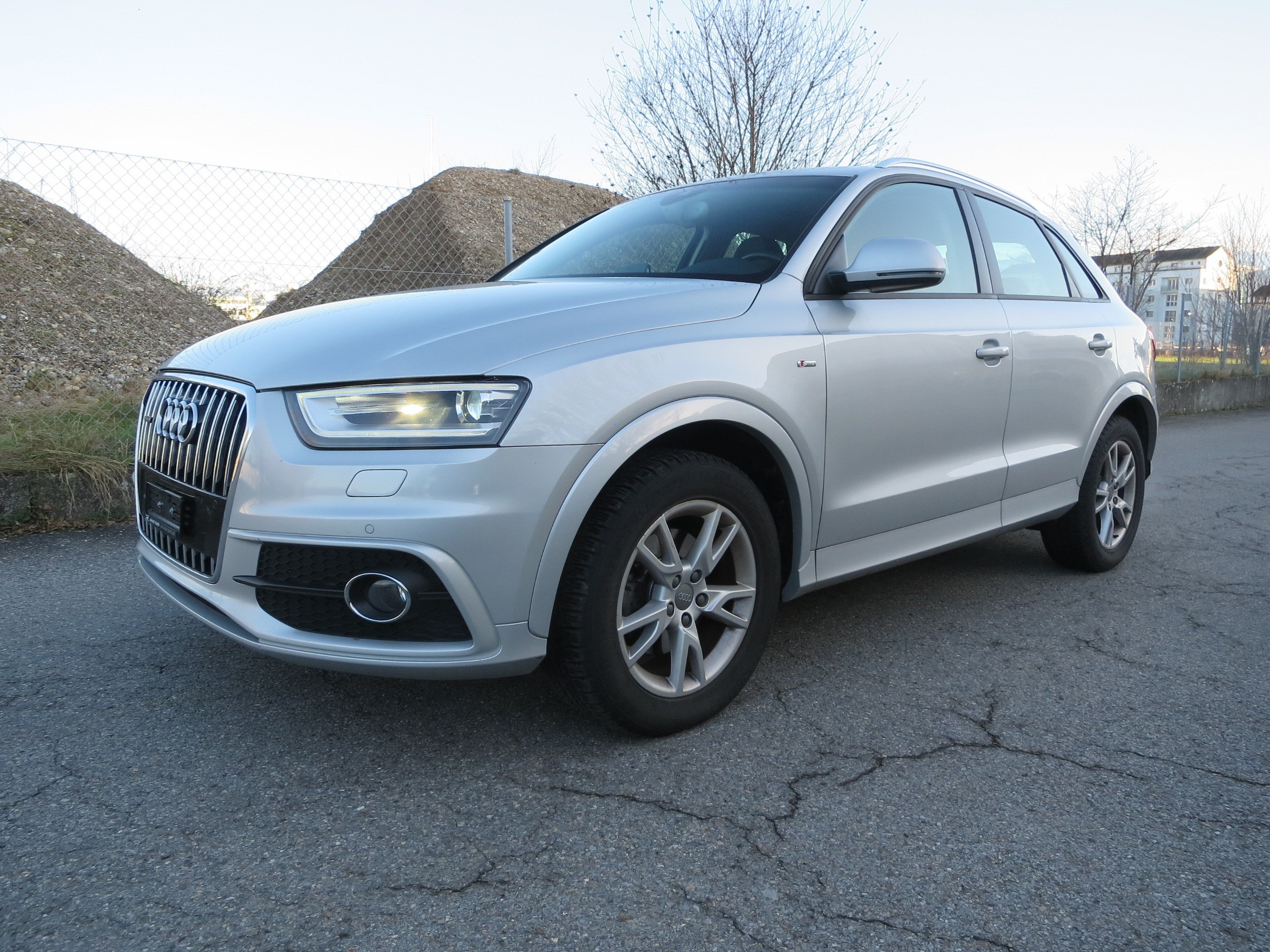 AUDI Q3 2.0 TDI quattro S-tronic