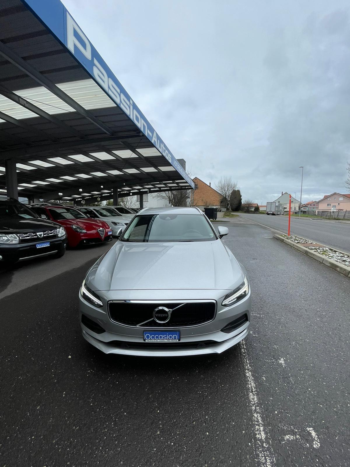 VOLVO V90 D3 AWD Momentum Geartronic