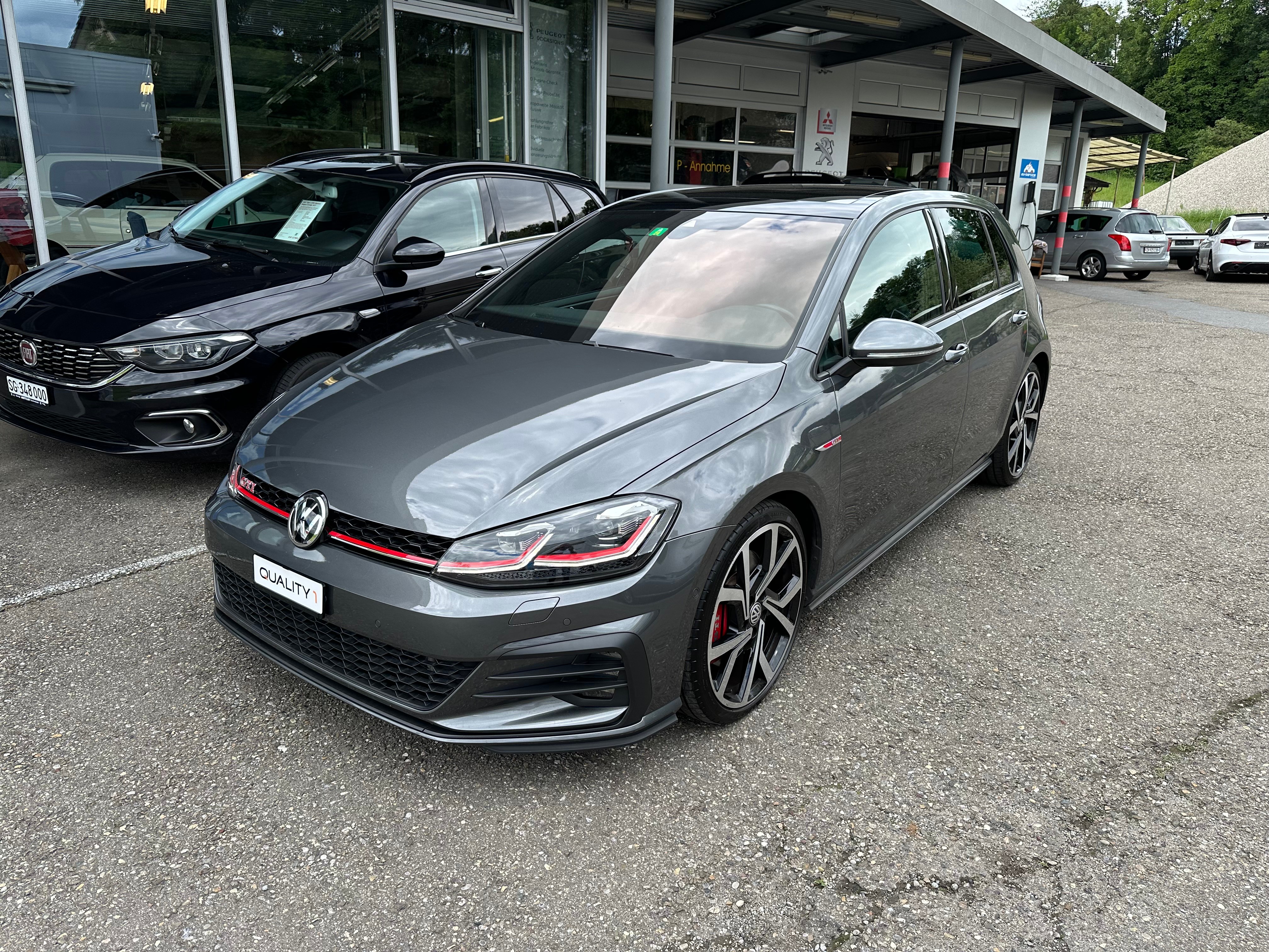 VW Golf 2.0 TSI GTI 70th anniversary DSG