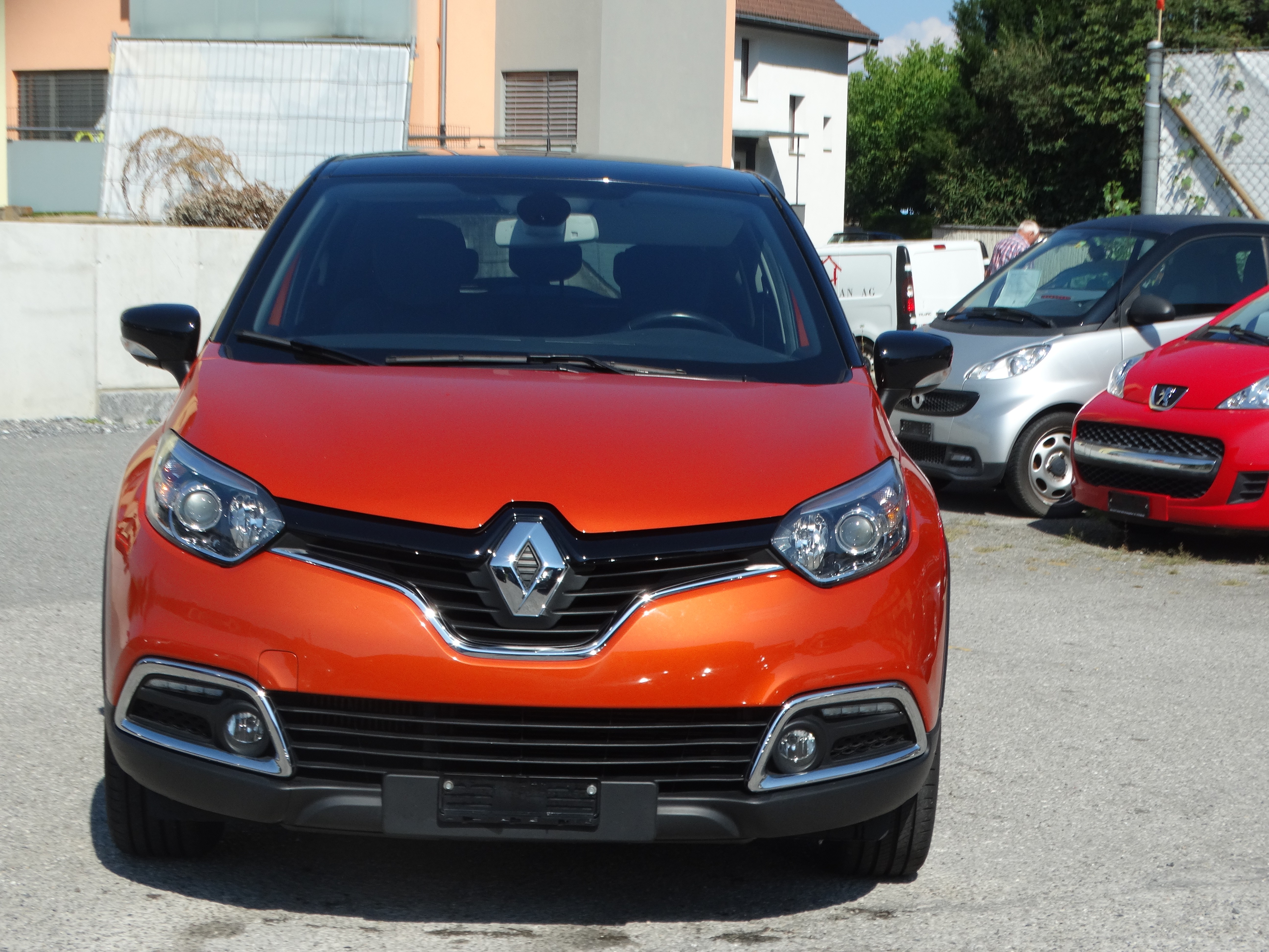 RENAULT Captur 1.2 T 16V Swiss Edition EDC