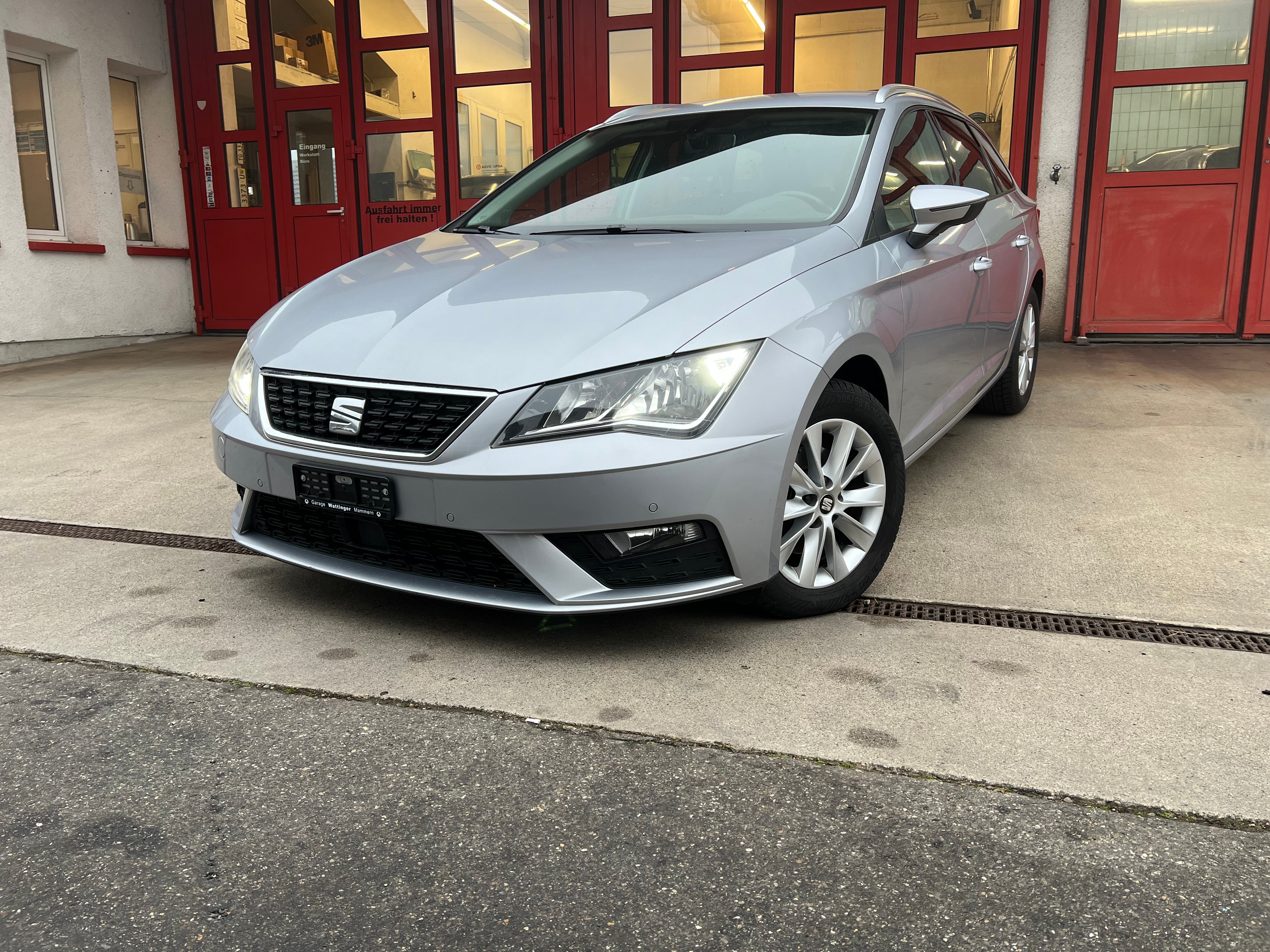 SEAT Leon ST 1.6 TDI CR Style DSG