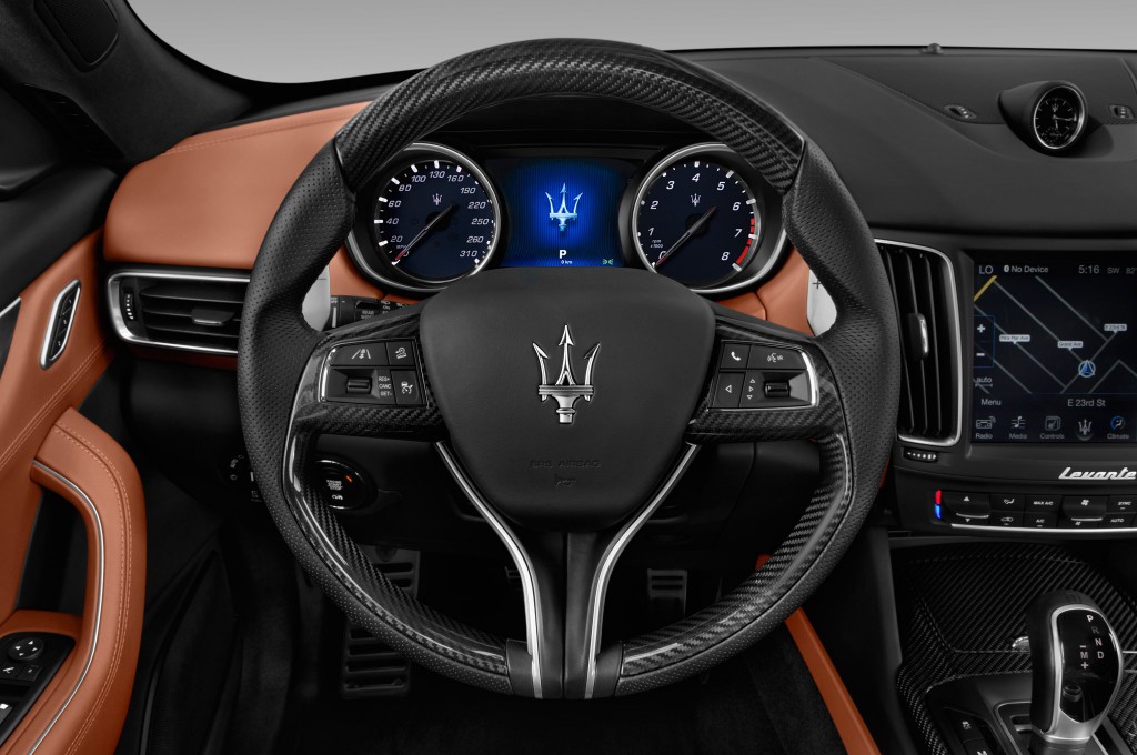 Maserati Suv Preis >> Levante Maserati Suv Mechaniker Maserati Suv Preis >> Levante Maserati Suv Mechaniker